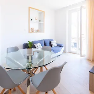Appartamento Marne Ii - 3 Pieces - Parking - Carre D'or, Mentone